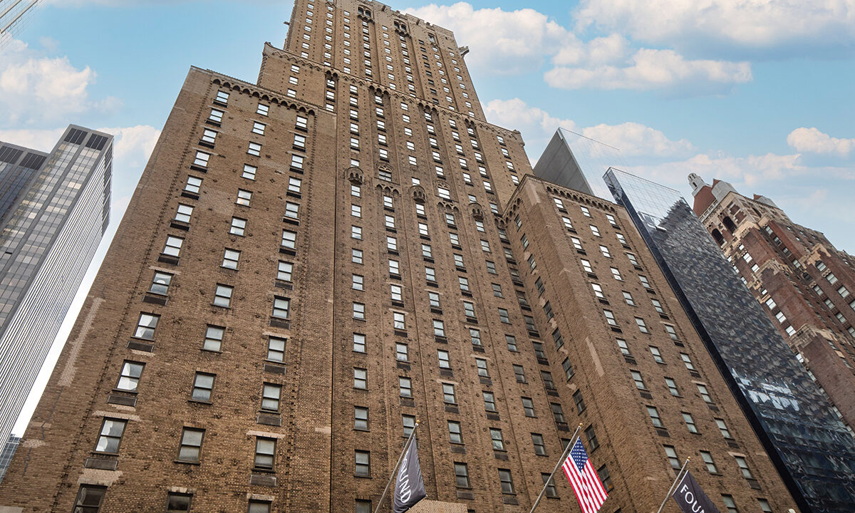 Image of tall building in NYC